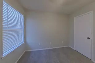 10712 Braemoor Dr, Fort Worth, TX 76052 - Photo 11