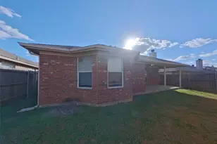 10712 Braemoor Dr, Fort Worth, TX 76052 - Photo 15