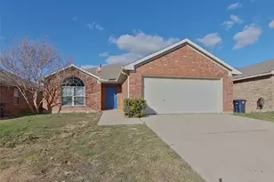 10712 Braemoor Dr, Fort Worth, TX 76052 - Photo 1