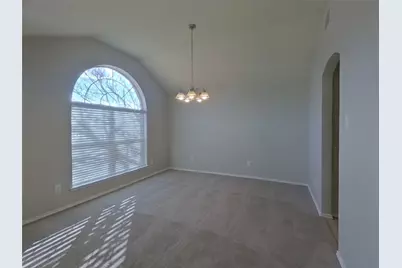 10712 Braemoor Drive, Fort Worth, TX 76052 - Photo 5