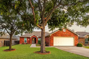 8908 Jill St, White Settlement, TX 76108 - Photo 19