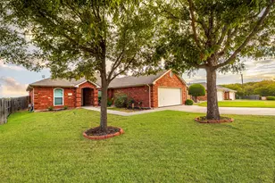 8908 Jill St, White Settlement, TX 76108 - Photo 21