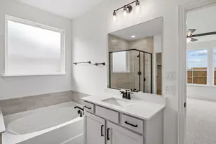 1036 Clayton St, Aubrey, TX 76227 - Photo 13