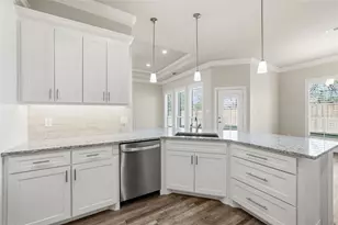 535 Limestone Cir, Mabank, TX 75147 - Photo 13