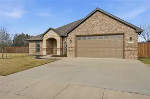535 Limestone Cir, Mabank, TX 75147 - Photo 21