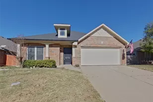 541 Kerry St, Crowley, TX 76036 - Photo 1