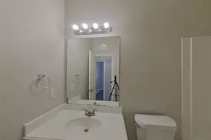 541 Kerry St, Crowley, TX 76036 - Photo 13