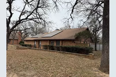 703 E Murco Drive, Mineral Wells, TX 76067 - Photo 3