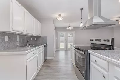 5513 Rearn Drive, The Colony, TX 75056 - Photo 9