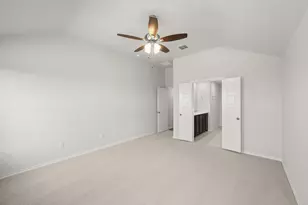 1908 Seminole Dr, Cleburne, TX 76033 - Photo 19