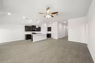 1908 Seminole Dr, Cleburne, TX 76033 - Photo 11