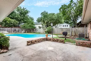 9922 Fieldcrest Dr, Dallas, TX 75238 - Photo 29
