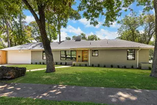 8502 San Leandro Dr, Dallas, TX 75218 - Photo 29