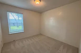 1237 N Knowles Dr, Saginaw, TX 76179 - Photo 5