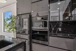 1874 Beaumont St, Dallas, TX 75215 - Photo 17