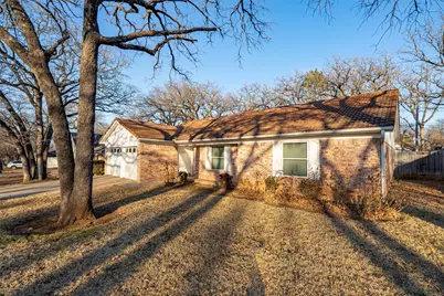 4217 W Pleasant Forest Street, Arlington, TX 76015 - Photo 7