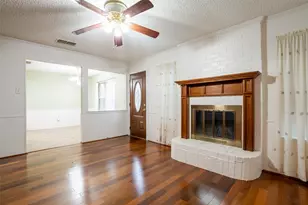 4217 W Pleasant Forest St, Arlington, TX 76015 - Photo 21