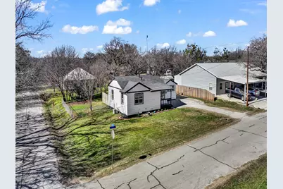 309 N Cedar Street, Springtown, TX 76082 - Photo 19