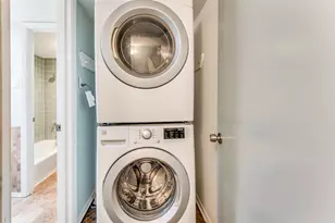 570 E Avenue J, Grand Prairie, TX 75050 - Photo 15