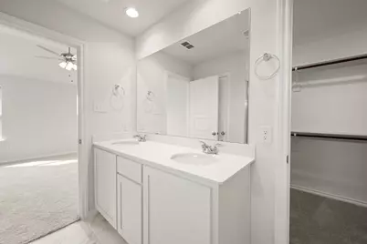 301 Comanche Drive, Cleburne, TX 76033 - Photo 23