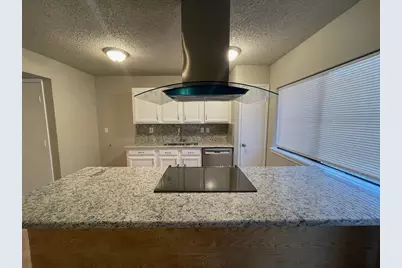 6521 Blackberry Drive, Arlington, TX 76016 - Photo 5