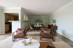 570 E Avenue J, Grand Prairie, TX 75050 - Photo 5