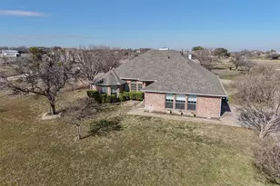 7848 Nine Mile Bridge Rd, Fort Worth, TX 76135 - Photo 33