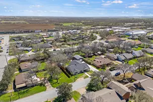 319 S Jackson Ave, Justin, TX 76247 - Photo 25