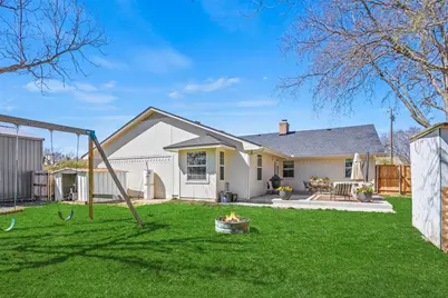 319 S Jackson Avenue, Justin, TX 76247 - Photo 21