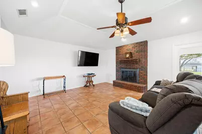 316 Sanchez Court, Weatherford, TX 76088 - Photo 9