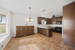 316 Sanchez Ct, Weatherford, TX 76088 - Photo 11