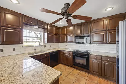 316 Sanchez Court, Weatherford, TX 76088 - Photo 15