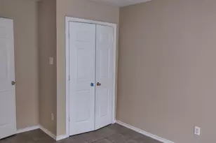 2432 E Timberview Ln, Arlington, TX 76014 - Photo 5