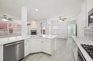 8316 Charleston St, Irving, TX 75063 - Photo 9