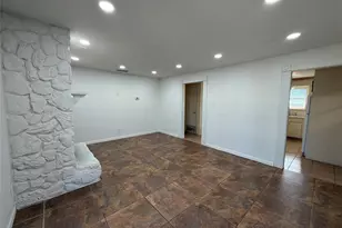 624 Botany Bay Dr, Dallas, TX 75211 - Photo 11