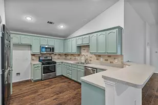 2709 Mountain Lion Dr, Fort Worth, TX 76244 - Photo 7