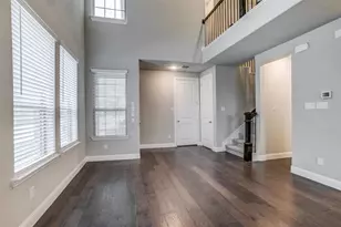 704 Reeves Ln, Plano, TX 75075 - Photo 5