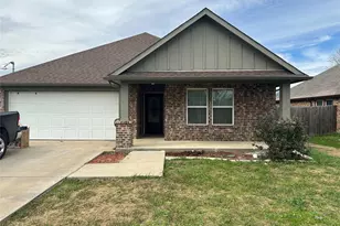 412 S Park St, Terrell, TX 75160 - Photo 1