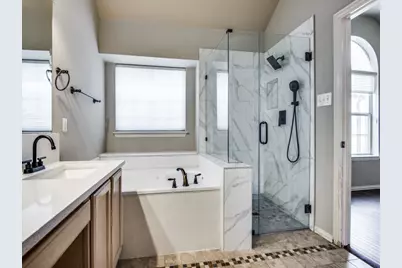 5924 Legend Lane, The Colony, TX 75056 - Photo 17