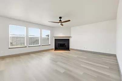 9140 Liberty Crossing Drive, Fort Worth, TX 76131 - Photo 9