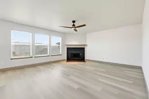 9140 Liberty Crossing Dr, Fort Worth, TX 76131 - Photo 9