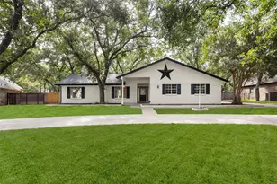 8735 S Monticello Cir, Granbury, TX 76049 - Photo 1