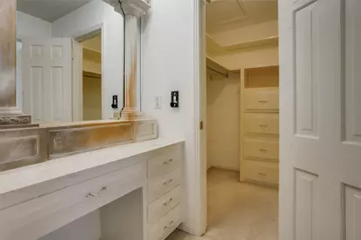 9630 Ravensway Drive, Dallas, TX 75238 - Photo 19