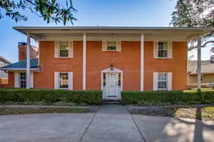 9630 Ravensway Dr, Dallas, TX 75238 - Photo 3