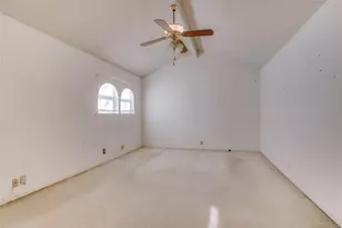 9630 Ravensway Dr, Dallas, TX 75238 - Photo 17