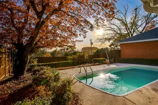 9630 Ravensway Dr, Dallas, TX 75238 - Photo 31