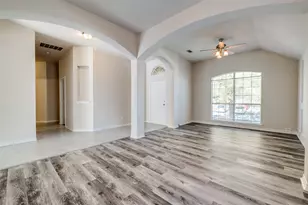 1607 Monte Carlo Dr, Mansfield, TX 76063 - Photo 5