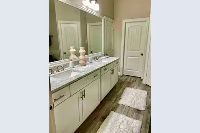 3526 Ivandell Avenue, Dallas, TX 75211 - Photo 9