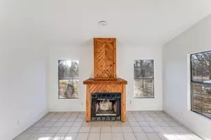 1328 Pelican Cir, Pelican Bay, TX 76020 - Photo 5