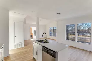 1328 Pelican Cir, Pelican Bay, TX 76020 - Photo 11